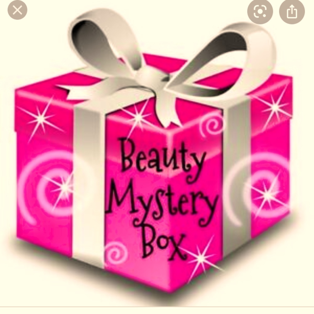 Beauty mystery box $500+